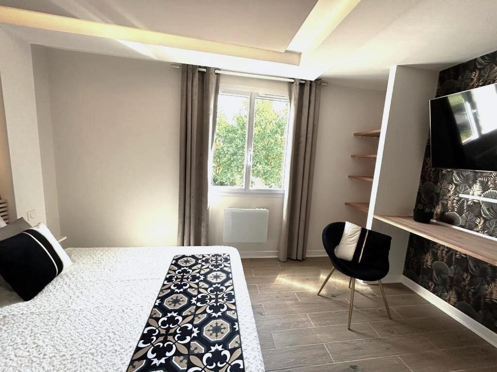 Les Fontaines D'O Villa Castelnau-d'Estretefonds Room photo